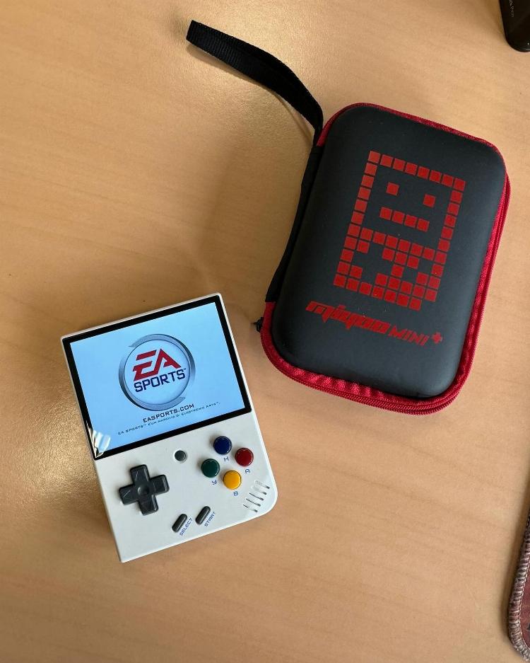 Miyoo Mini Plus